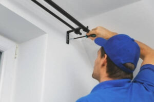 Монтаж карниза