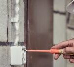 Прокладка и установка телефонного кабеля