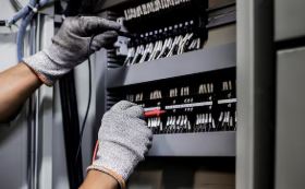 Замена автоматов в электрощитах